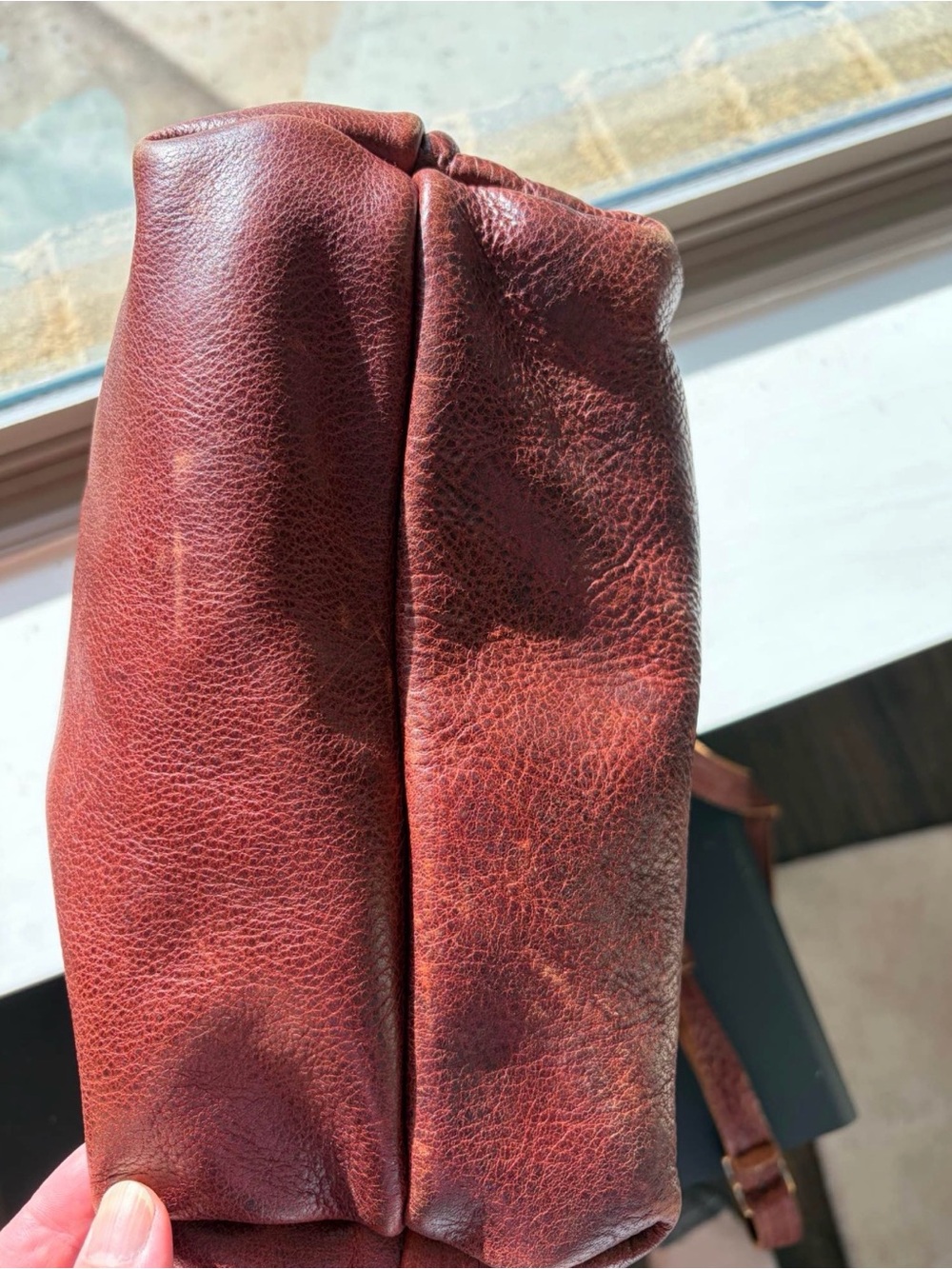 Portland Leather Bucket Bag in a Rich Chestnut - Picture 7 of 7